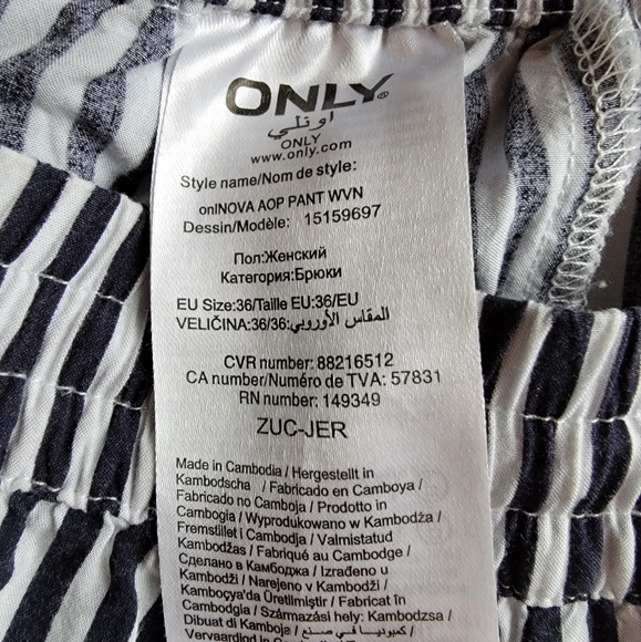 Comfy pants, white and navy blue, US XS - Picture 6 of 6